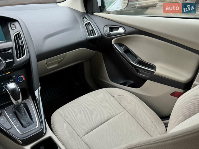 Белый Форд Фокус, объемом двигателя 0 л и пробегом 74 тыс. км за 9999 $, фото 69 на Automoto.ua