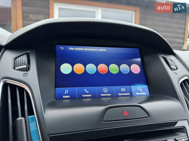 Белый Форд Фокус, объемом двигателя 0 л и пробегом 74 тыс. км за 9999 $, фото 94 на Automoto.ua