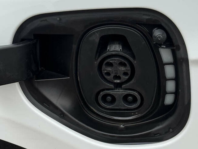 Белый Форд Фокус, объемом двигателя 0 л и пробегом 74 тыс. км за 9999 $, фото 18 на Automoto.ua