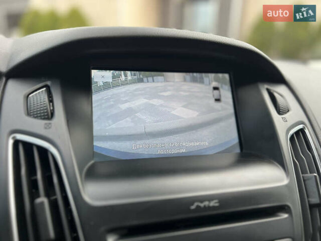 Белый Форд Фокус, объемом двигателя 0 л и пробегом 111 тыс. км за 12500 $, фото 40 на Automoto.ua