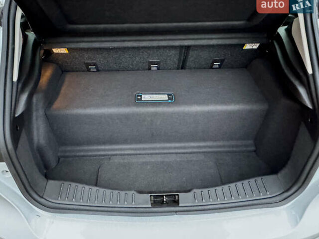 Белый Форд Фокус, объемом двигателя 0 л и пробегом 74 тыс. км за 9999 $, фото 80 на Automoto.ua