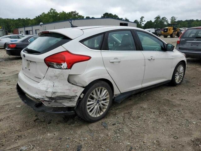 Білий Форд Фокус, об'ємом двигуна 0 л та пробігом 77 тис. км за 900 $, фото 2 на Automoto.ua