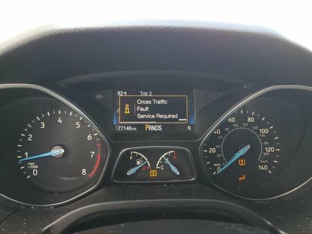 Белый Форд Фокус, объемом двигателя 2 л и пробегом 124 тыс. км за 1800 $, фото 9 на Automoto.ua