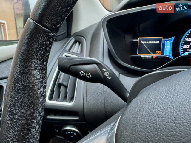 Белый Форд Фокус, объемом двигателя 0 л и пробегом 74 тыс. км за 9999 $, фото 40 на Automoto.ua