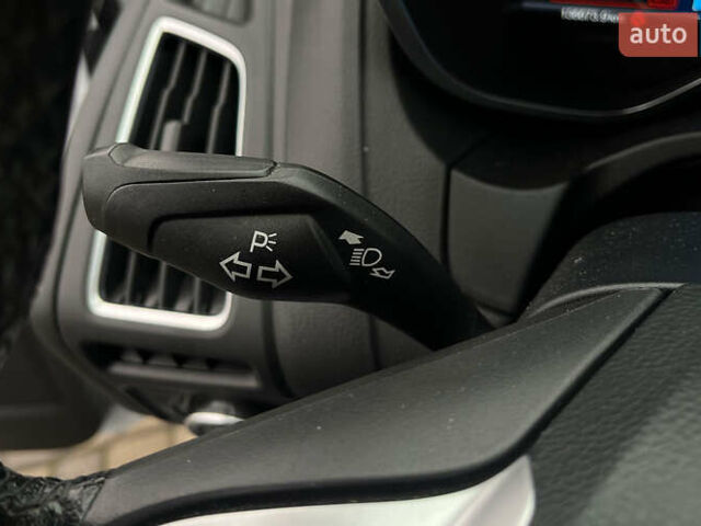 Белый Форд Фокус, объемом двигателя 0 л и пробегом 136 тыс. км за 11800 $, фото 13 на Automoto.ua