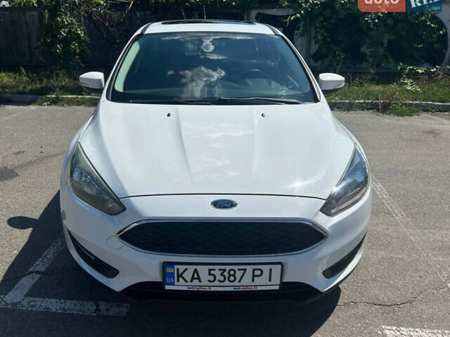 Белый Форд Фокус, объемом двигателя 2 л и пробегом 71 тыс. км за 13365 $, фото 1 на Automoto.ua
