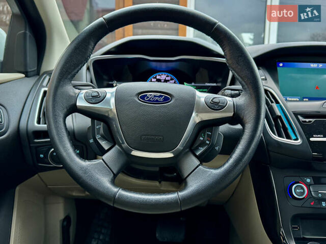 Белый Форд Фокус, объемом двигателя 0 л и пробегом 74 тыс. км за 9999 $, фото 73 на Automoto.ua