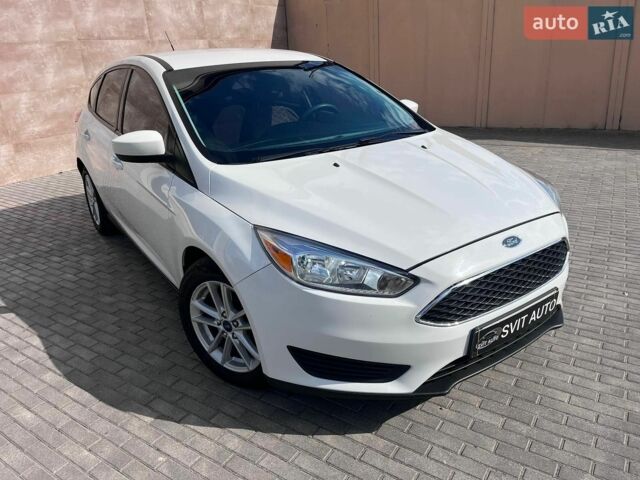 Білий Форд Фокус, об'ємом двигуна 2 л та пробігом 154 тис. км за 8700 $, фото 7 на Automoto.ua