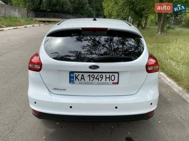 Белый Форд Фокус, объемом двигателя 1.6 л и пробегом 106 тыс. км за 12900 $, фото 2 на Automoto.ua
