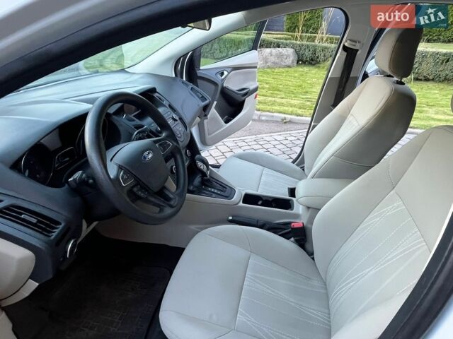 Білий Форд Фокус, об'ємом двигуна 2 л та пробігом 87 тис. км за 8500 $, фото 18 на Automoto.ua