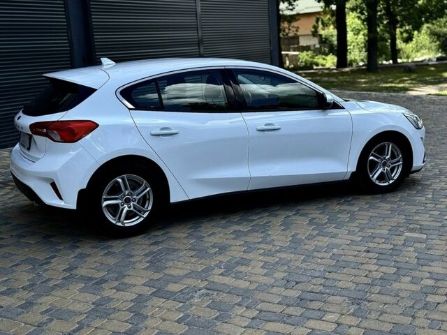 Белый Форд Фокус, объемом двигателя 1.5 л и пробегом 161 тыс. км за 14700 $, фото 9 на Automoto.ua