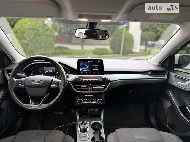 Белый Форд Фокус, объемом двигателя 1.5 л и пробегом 76 тыс. км за 18999 $, фото 14 на Automoto.ua