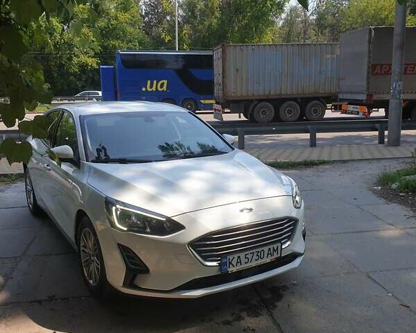 Белый Форд Фокус, объемом двигателя 1.5 л и пробегом 32 тыс. км за 14400 $, фото 2 на Automoto.ua