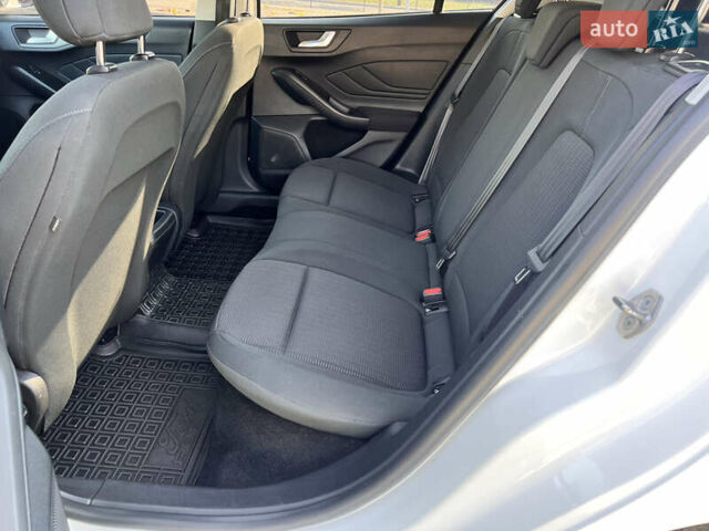Белый Форд Фокус, объемом двигателя 1.5 л и пробегом 139 тыс. км за 10900 $, фото 12 на Automoto.ua