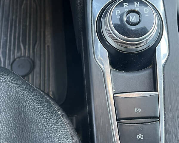 Белый Форд Фокус, объемом двигателя 1.5 л и пробегом 215 тыс. км за 13500 $, фото 12 на Automoto.ua