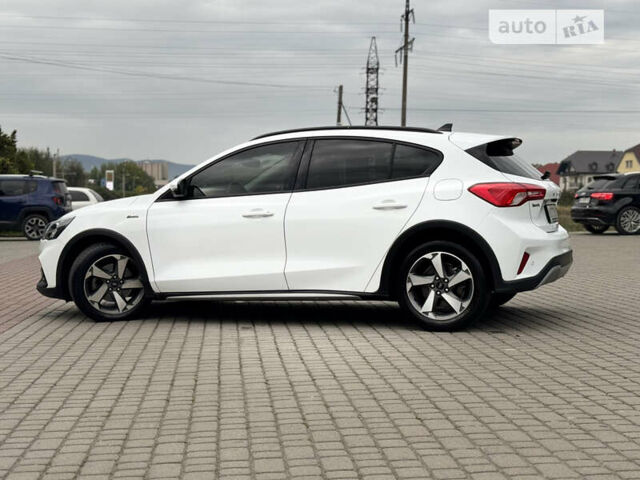 Белый Форд Фокус, объемом двигателя 1.5 л и пробегом 76 тыс. км за 18999 $, фото 10 на Automoto.ua