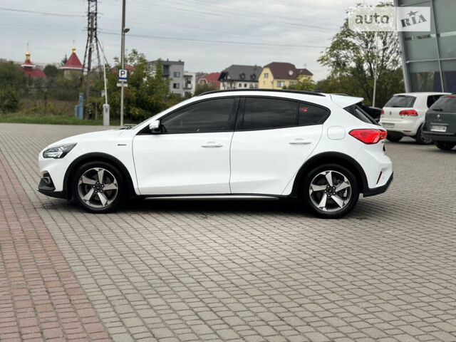 Белый Форд Фокус, объемом двигателя 1.5 л и пробегом 76 тыс. км за 18999 $, фото 9 на Automoto.ua