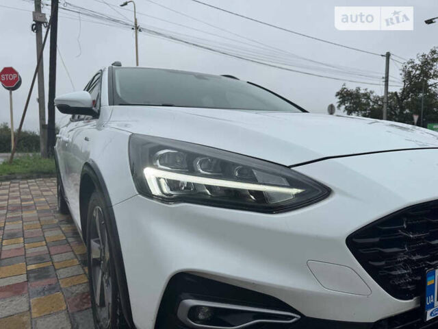 Белый Форд Фокус, объемом двигателя 1.5 л и пробегом 76 тыс. км за 18999 $, фото 28 на Automoto.ua