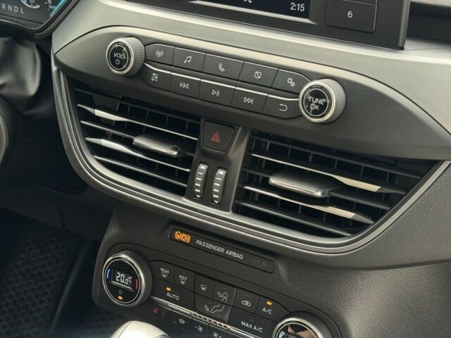 Білий Форд Фокус, об'ємом двигуна 1.5 л та пробігом 150 тис. км за 12500 $, фото 7 на Automoto.ua