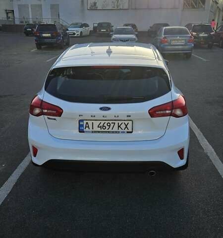 Белый Форд Фокус, объемом двигателя 1.5 л и пробегом 159 тыс. км за 14900 $, фото 13 на Automoto.ua