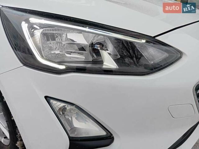 Білий Форд Фокус, об'ємом двигуна 1.5 л та пробігом 48 тис. км за 15900 $, фото 28 на Automoto.ua