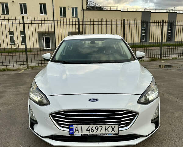 Белый Форд Фокус, объемом двигателя 1.5 л и пробегом 159 тыс. км за 14500 $, фото 7 на Automoto.ua