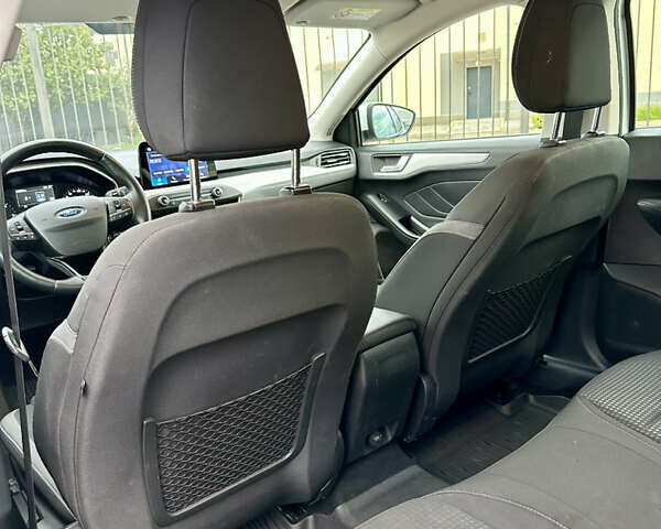 Белый Форд Фокус, объемом двигателя 1.5 л и пробегом 159 тыс. км за 14500 $, фото 20 на Automoto.ua