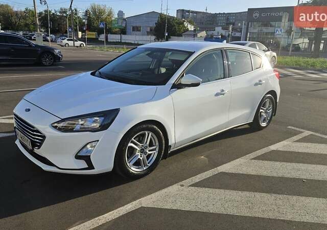 Белый Форд Фокус, объемом двигателя 1.5 л и пробегом 159 тыс. км за 14900 $, фото 17 на Automoto.ua