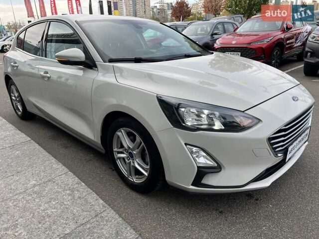 Белый Форд Фокус, объемом двигателя 1.5 л и пробегом 68 тыс. км за 15234 $, фото 8 на Automoto.ua