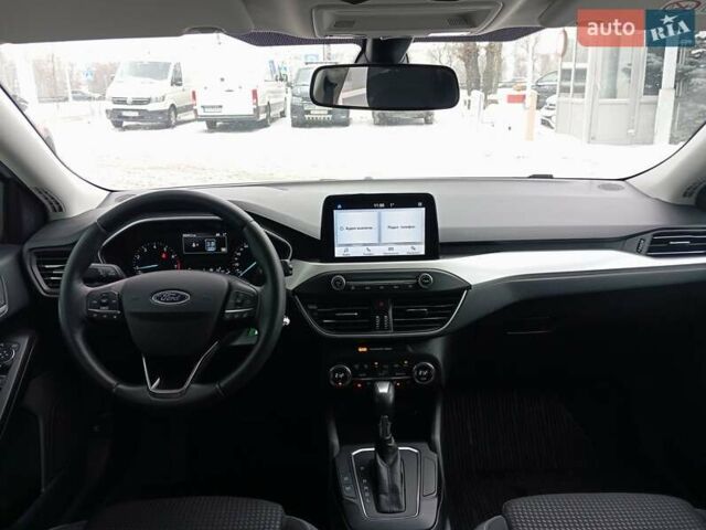 Білий Форд Фокус, об'ємом двигуна 1.5 л та пробігом 48 тис. км за 15900 $, фото 11 на Automoto.ua