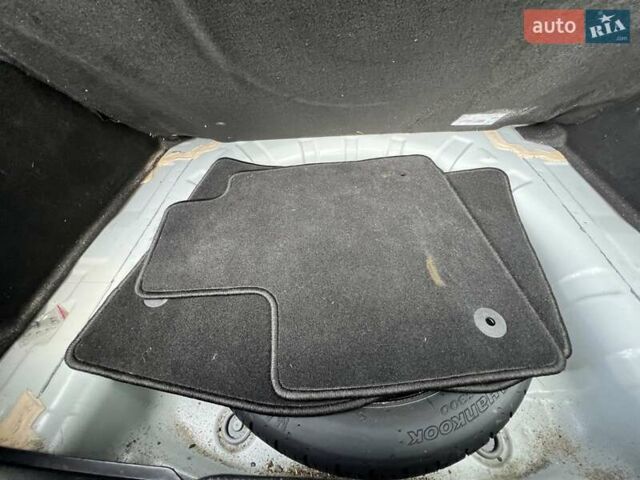 Белый Форд Фокус, объемом двигателя 1.5 л и пробегом 68 тыс. км за 15234 $, фото 17 на Automoto.ua