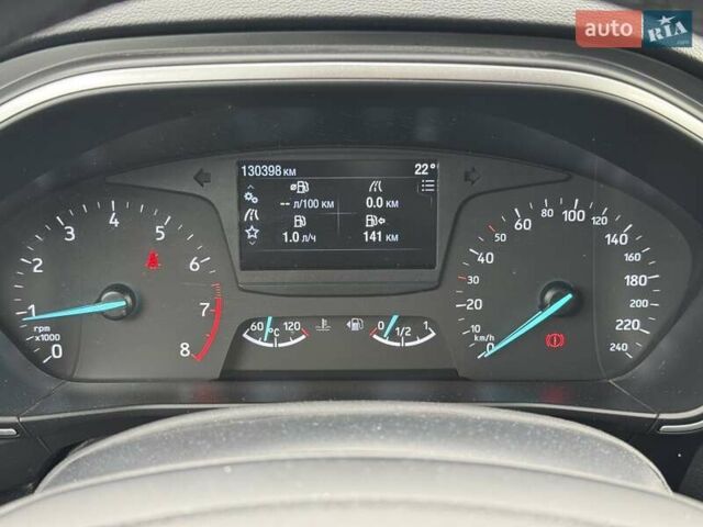Белый Форд Фокус, объемом двигателя 1.5 л и пробегом 130 тыс. км за 12500 $, фото 9 на Automoto.ua