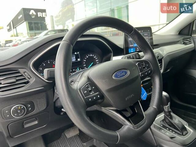 Белый Форд Фокус, объемом двигателя 1.5 л и пробегом 68 тыс. км за 15234 $, фото 11 на Automoto.ua