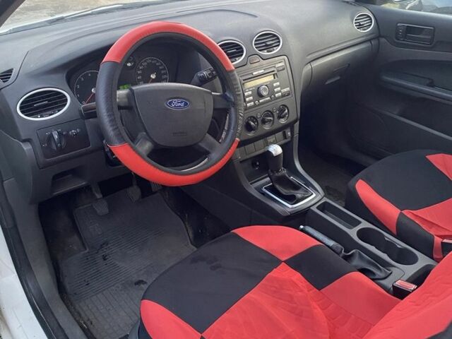 Форд Фокус 2006 в Змиеве на Automoto.ua Белый Форд Фокус, объемом двигателя 1.4 л и пробегом 260 тыс. км за 3400 $, фото 2 на Automoto.ua