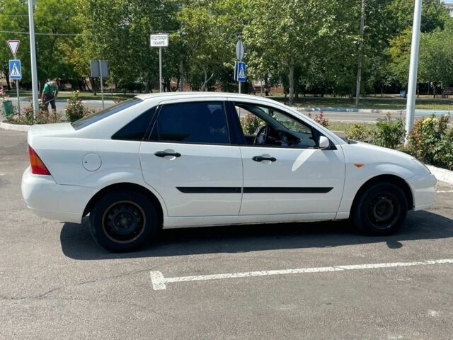 Белый Форд Фокус, объемом двигателя 1.6 л и пробегом 176 тыс. км за 3000 $, фото 15 на Automoto.ua