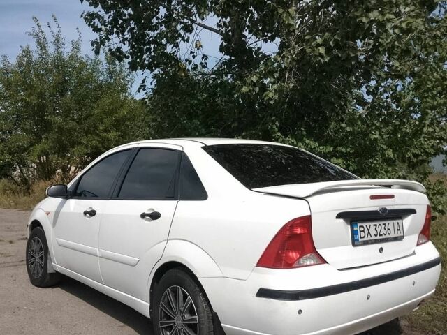 Білий Форд Фокус, об'ємом двигуна 1.4 л та пробігом 321 тис. км за 2700 $, фото 1 на Automoto.ua