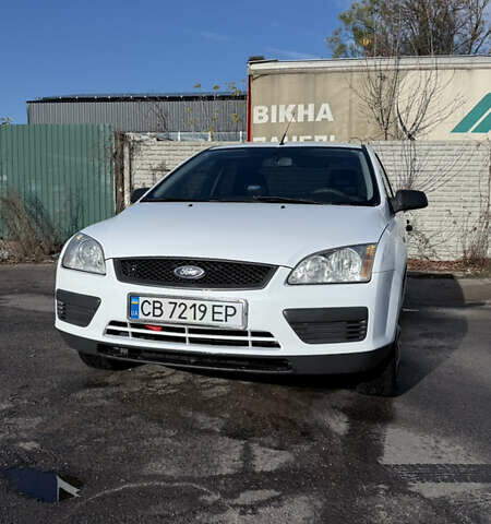 Форд Фокус 2007 у Чернігові на Automoto.ua Білий Форд Фокус, об'ємом двигуна 1.6 л та пробігом 256 тис. км за 4400 $, фото 1 на Automoto.ua