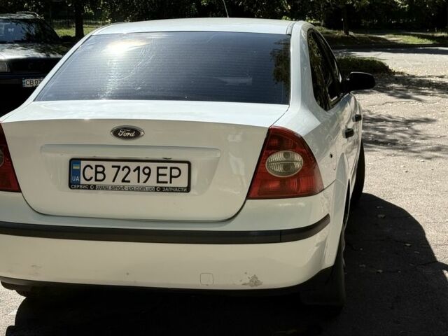 Белый Форд Фокус, объемом двигателя 1.6 л и пробегом 256 тыс. км за 4300 $, фото 4 на Automoto.ua