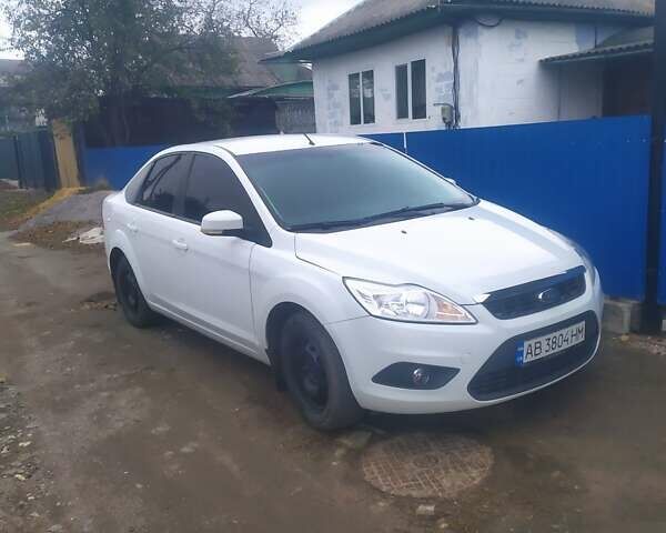 Белый Форд Фокус, объемом двигателя 1.6 л и пробегом 180 тыс. км за 4500 $, фото 7 на Automoto.ua