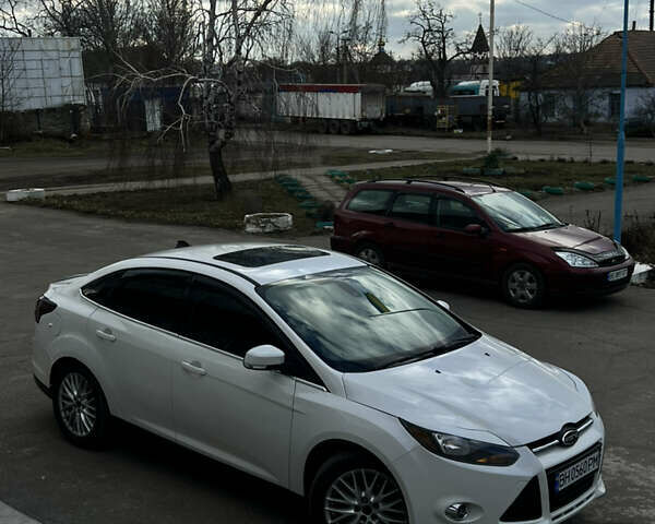 Белый Форд Фокус, объемом двигателя 2 л и пробегом 325 тыс. км за 7000 $, фото 8 на Automoto.ua
