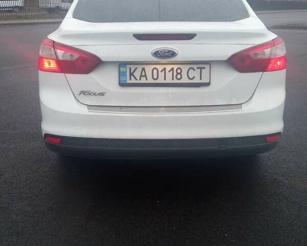 Белый Форд Фокус, объемом двигателя 1.6 л и пробегом 166 тыс. км за 7300 $, фото 3 на Automoto.ua