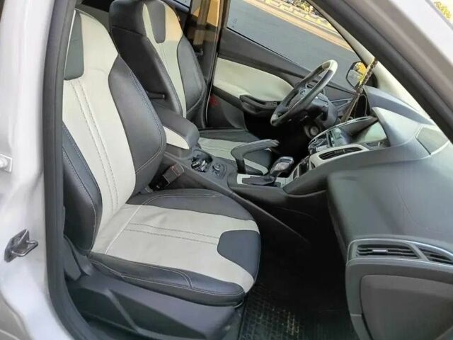 Білий Форд Фокус, об'ємом двигуна 2 л та пробігом 90 тис. км за 9000 $, фото 9 на Automoto.ua