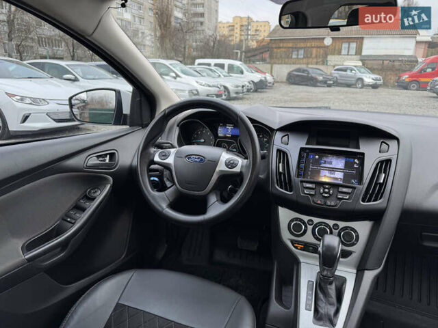 Белый Форд Фокус, объемом двигателя 2 л и пробегом 164 тыс. км за 6800 $, фото 17 на Automoto.ua