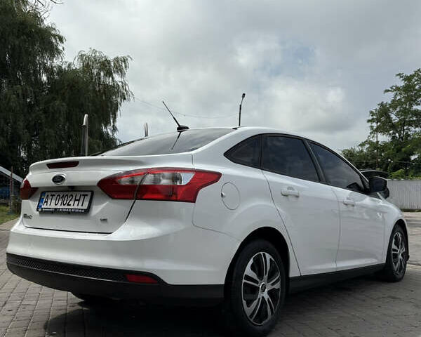 Белый Форд Фокус, объемом двигателя 2 л и пробегом 236 тыс. км за 6699 $, фото 3 на Automoto.ua