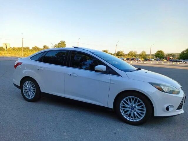 Білий Форд Фокус, об'ємом двигуна 2 л та пробігом 90 тис. км за 9000 $, фото 2 на Automoto.ua