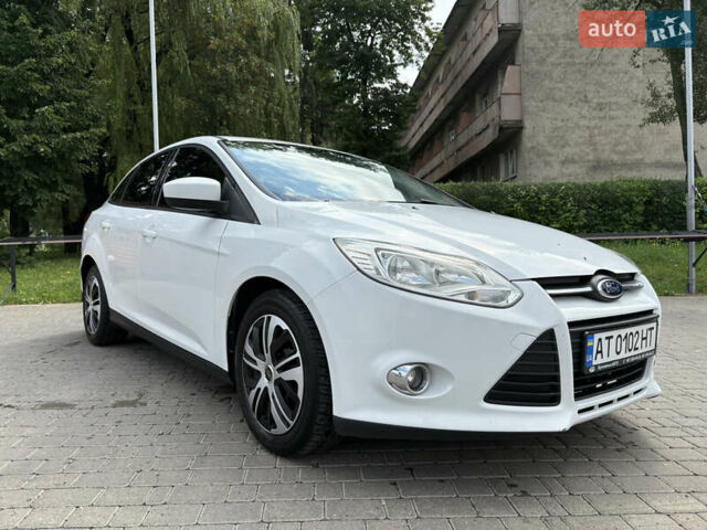 Белый Форд Фокус, объемом двигателя 2 л и пробегом 236 тыс. км за 6999 $, фото 5 на Automoto.ua