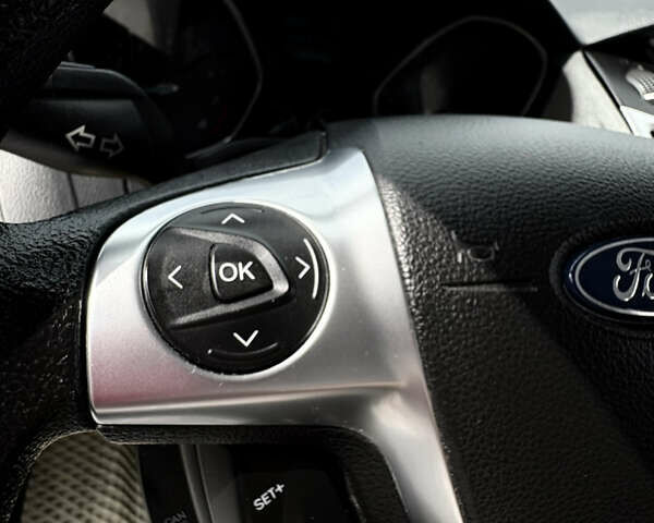 Белый Форд Фокус, объемом двигателя 2 л и пробегом 236 тыс. км за 6699 $, фото 18 на Automoto.ua