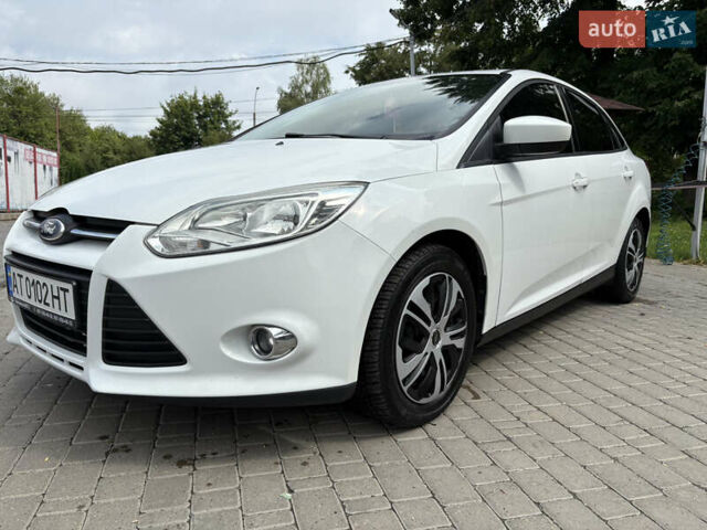 Белый Форд Фокус, объемом двигателя 2 л и пробегом 236 тыс. км за 6699 $, фото 4 на Automoto.ua