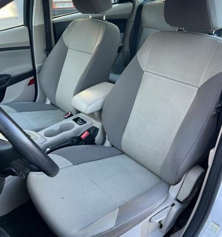 Білий Форд Фокус, об'ємом двигуна 2 л та пробігом 191 тис. км за 6800 $, фото 11 на Automoto.ua