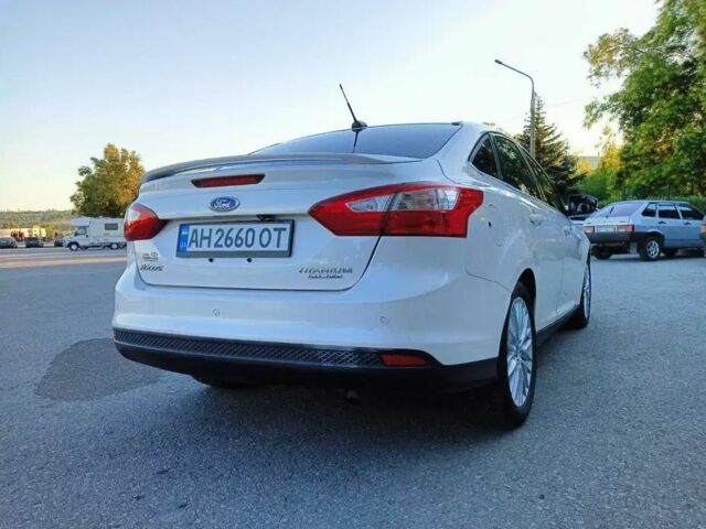 Білий Форд Фокус, об'ємом двигуна 2 л та пробігом 90 тис. км за 9000 $, фото 3 на Automoto.ua